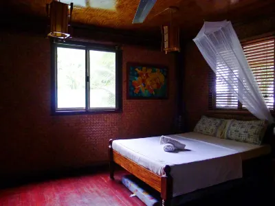 La Salangane Caalan Beach Villa Hotel a 