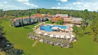 Awa Resort Hotel - piscina