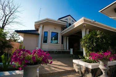 รูปภาพของพารา เทวี