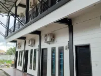 Marthina Residence Syariah Mitra RedDoorz Hotels in Kota Baru