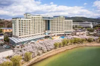 Sono Calm Gyeongju Hotels near Tohamsan