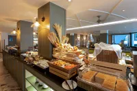 Sawaddi Patong Resort & Spa by Tolani