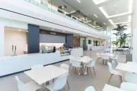 Innovation Hotel - Desayuno
