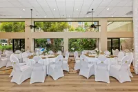 DoubleTree by Hilton Whittier Los Angeles - breakfast