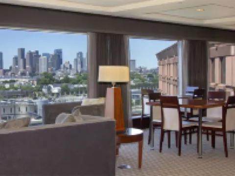 ฮิลตัน บอสตัน สนามบินโลแกน โรงแรมในบอสตัน