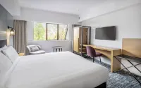 Chateau on The Park - Christchurch, A Doubletree by Hilton