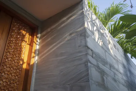 Astera Villa Seminyak by Ini VIE Hospitality Отели рядом с достопримечательностью «Музей Бали»