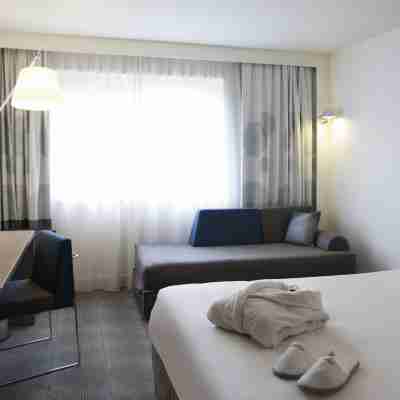 Novotel Fontainebleau Ury Rooms