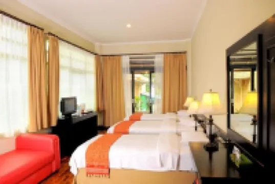 Nuwis Hotel & Convention バンドゥンガンのホテル