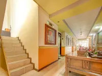 House of Melati Syariah Hotels in Ngajum