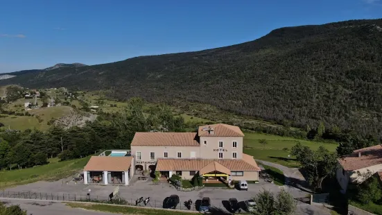 Hôtel le Panoramic - Votre Hôtel au cœur des Gorges du Verdon