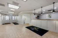 Quality Inn & Suites New Hartford - Utica Hotels in New Hartford