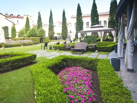 Grand Visconti Palace