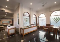 納特西里酒店 - 停車場