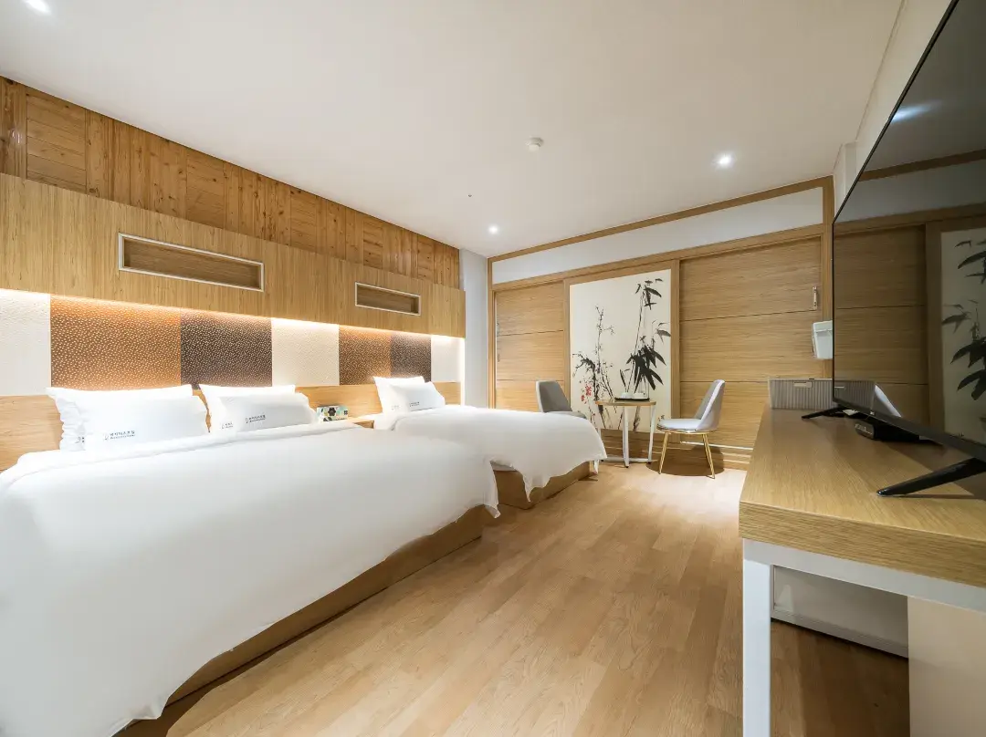 Tongyeong Business Hotel - 광도면