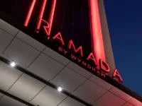 溫德姆華美達利雅得國王法赫德國道 沙特阿拉伯國家博物館附近的飯店