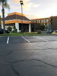 Days Inn by Wyndham N Orlando/Casselberry - parking