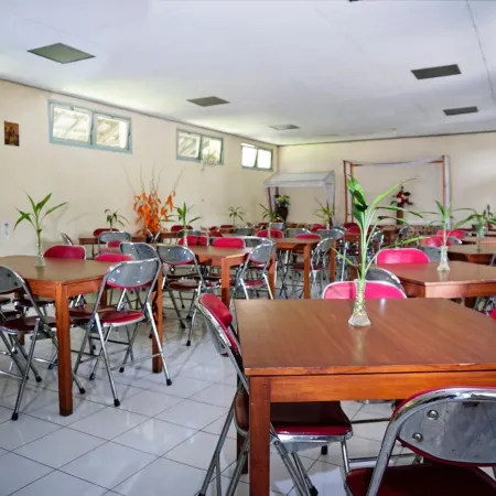 D'Emmerick Budget Hotel