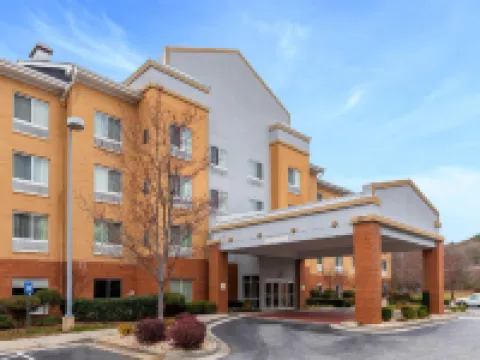 フェアフィールド・イン&スイート・アトランタ・ストーンクレスト リソニアのホテル