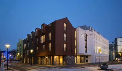 Iceland Parliament Hotel, Curio Collection by Hilton 엘링센 주변 호텔