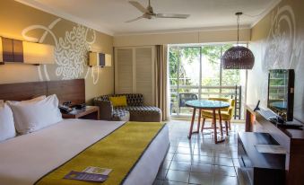 Holiday Inn Resort Vanuatu, an IHG Hotel