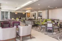 La Quinta Inn & Suites by Wyndham Cedar City - 朝食