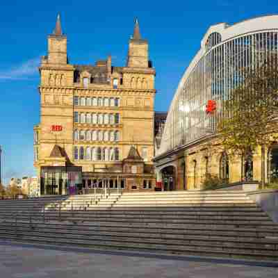 Radisson Red Liverpool Hotel Exterior