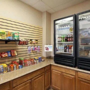 Super 8 by Wyndham Collinsville St. Louis