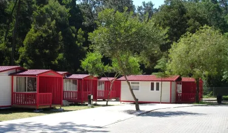 Parque de Campismo Orbitur Caminha Отели в г. Ден