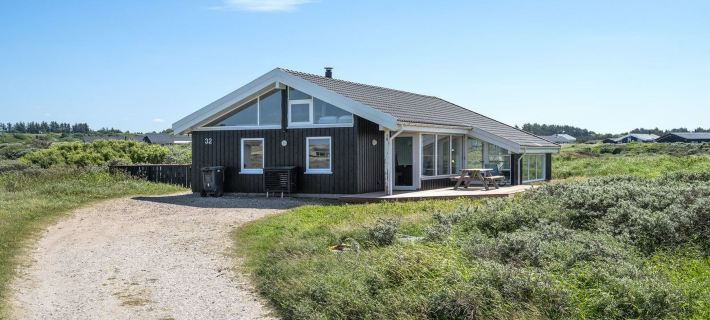 "Hermund" - 110m from the Sea Hotels in Norlev Strand