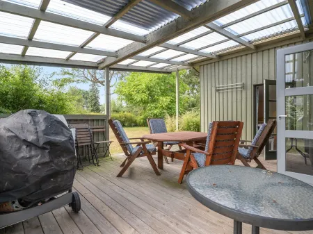 "Sini" - 300m from the Sea Отели в г. Гедсер