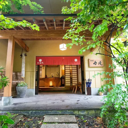 Shirataki Hotel