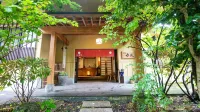 Shirataki Hotel Hotel in zona Tadewara Wetland