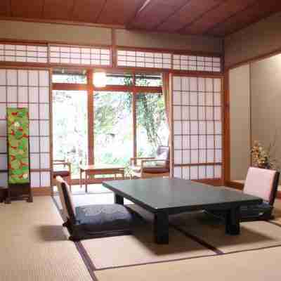 Hashinoya Bekkan Ransui Rooms