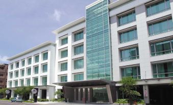 Taipung Suites