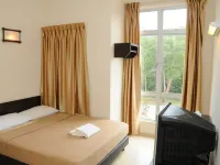 Desaru Penawar Inn Hotels near Muzium Nelayan Tanjung Balau (Fishermen Museum)