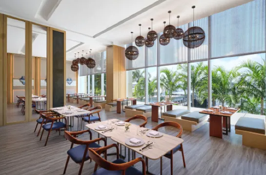 Batam Marriott Hotel Harbour Bay Dining Photos