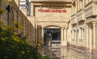 Pyramids Sunrise Inn