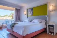 Oassium Hotel Only Adult Hotels in La Pineda