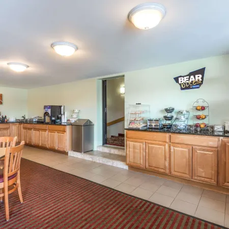 Days Inn by Wyndham Middletown/Newport Area