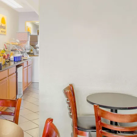 Days Inn by Wyndham Tallahassee University Center