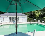 Quality Inn Conyers I-20 - Pools