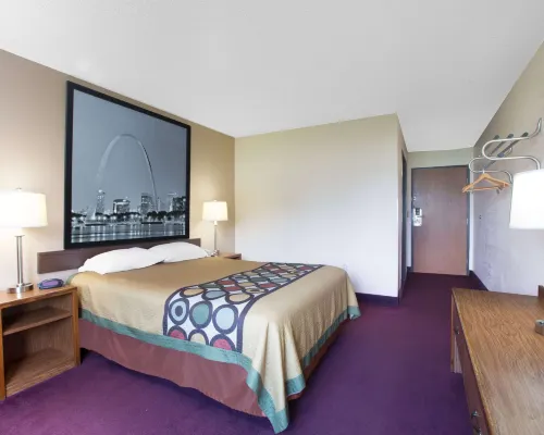 Super 8 by Wyndham Boonville Hotels in Cooper County