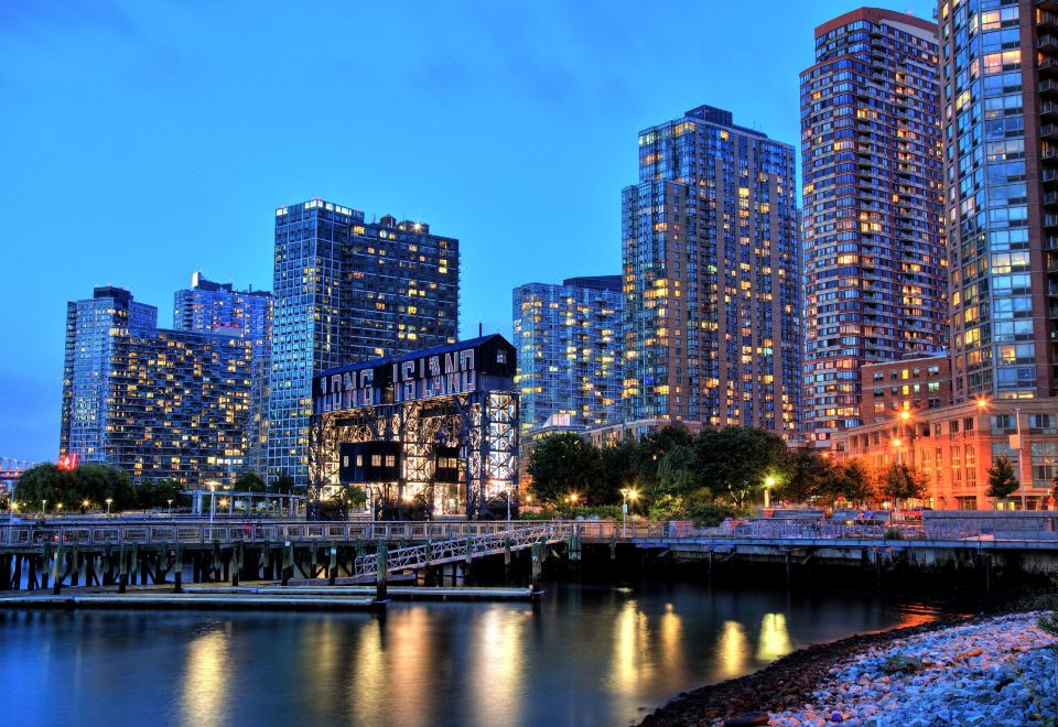 4. 호텔 네디아, ..