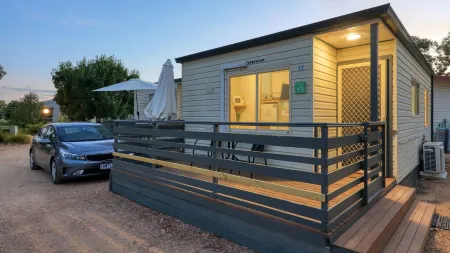 Yarrawonga Riverlands Tourist Park