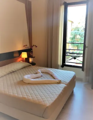 Hotel Dozza Các khách sạn ở Imola