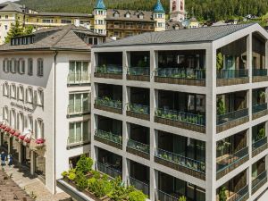 Aquila Dolomites Residence