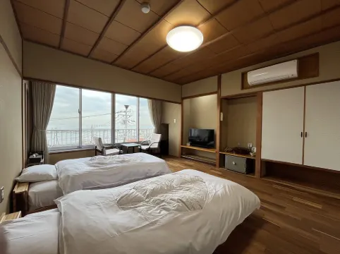 Seafood Restaurant ＆ Ryokan Yamani