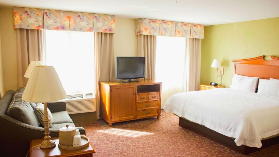 Hampton Inn & Suites College Station/US 6-East Bypass