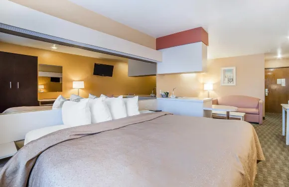 埃爾科凱藝套房酒店